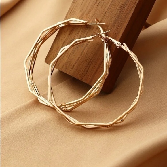 Tangle Hoop Earrings Layered Golden - Picture 5 of 9